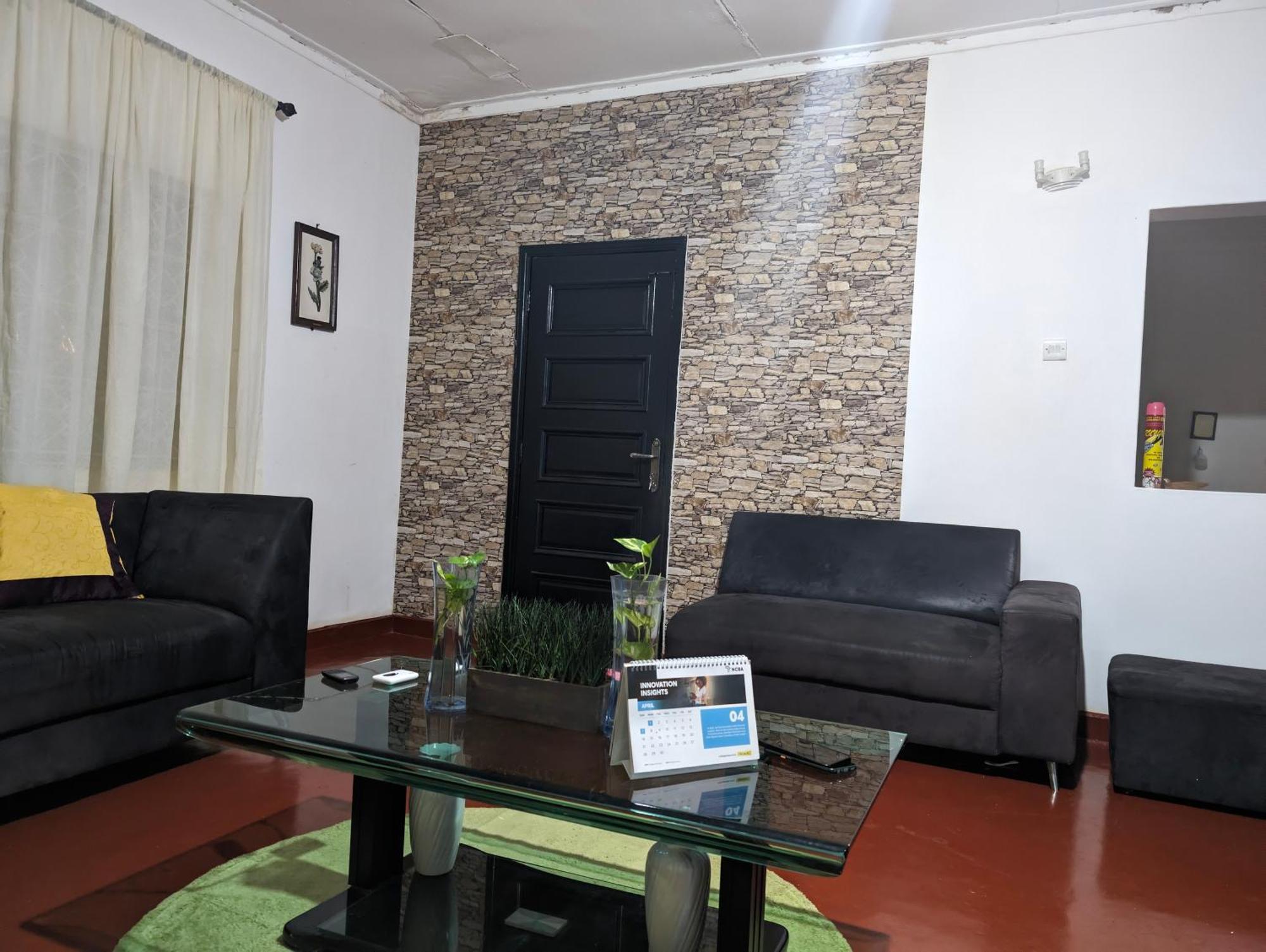 Dans Place Моши Экстерьер фото